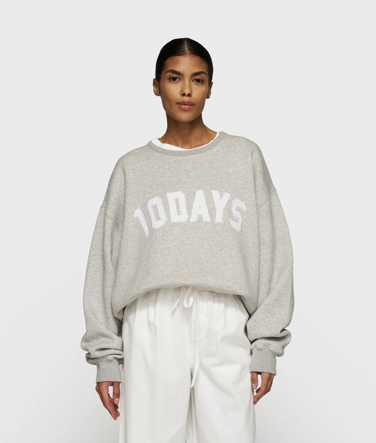 Graues Sweatshirt "The Statement Sweater" Damen mit Logoprint von 10 DAYS AMSTERDAM