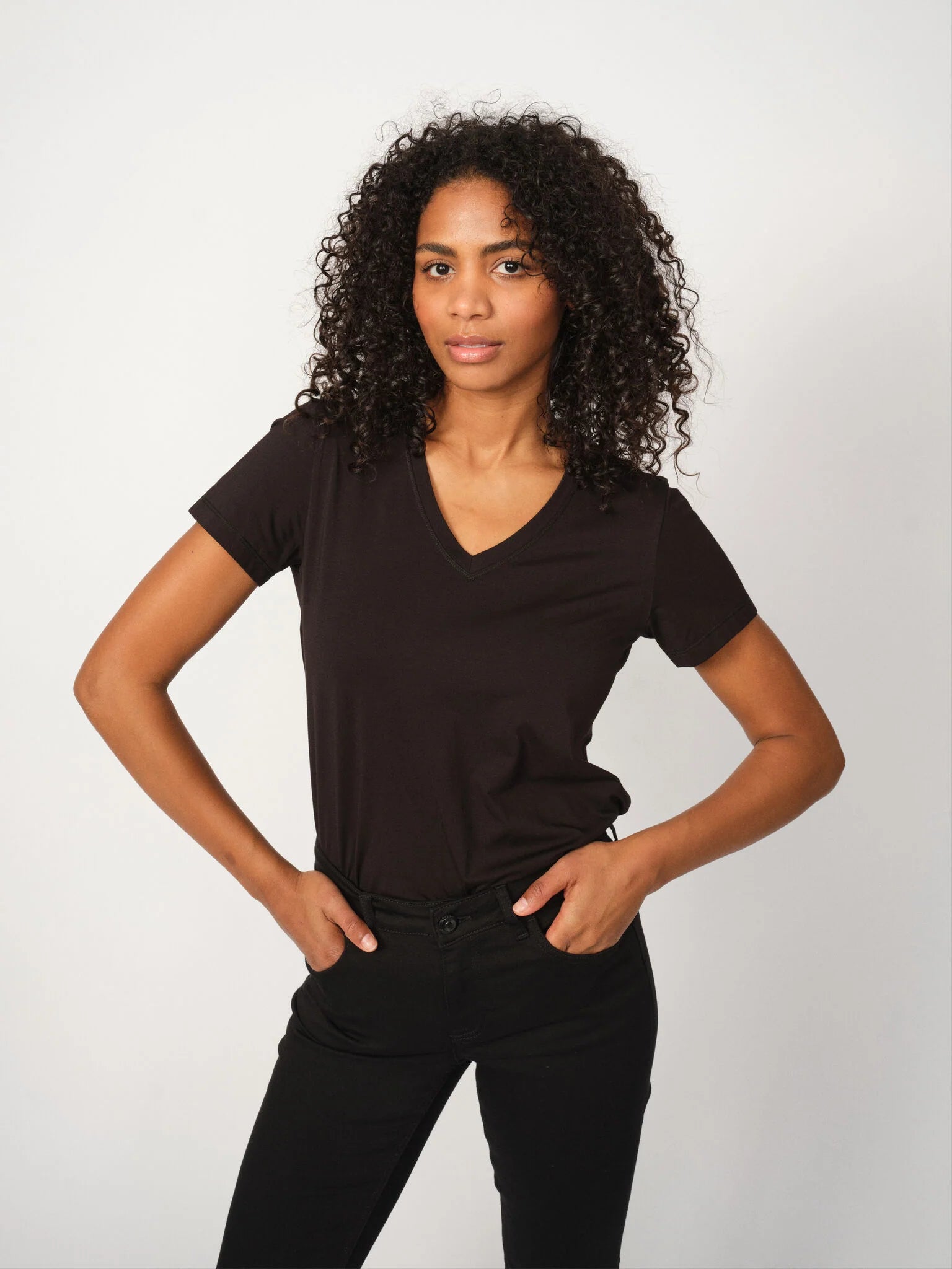 Schwarzes Damen T-Shirt Dala V-SS Basic von MOS MOSH