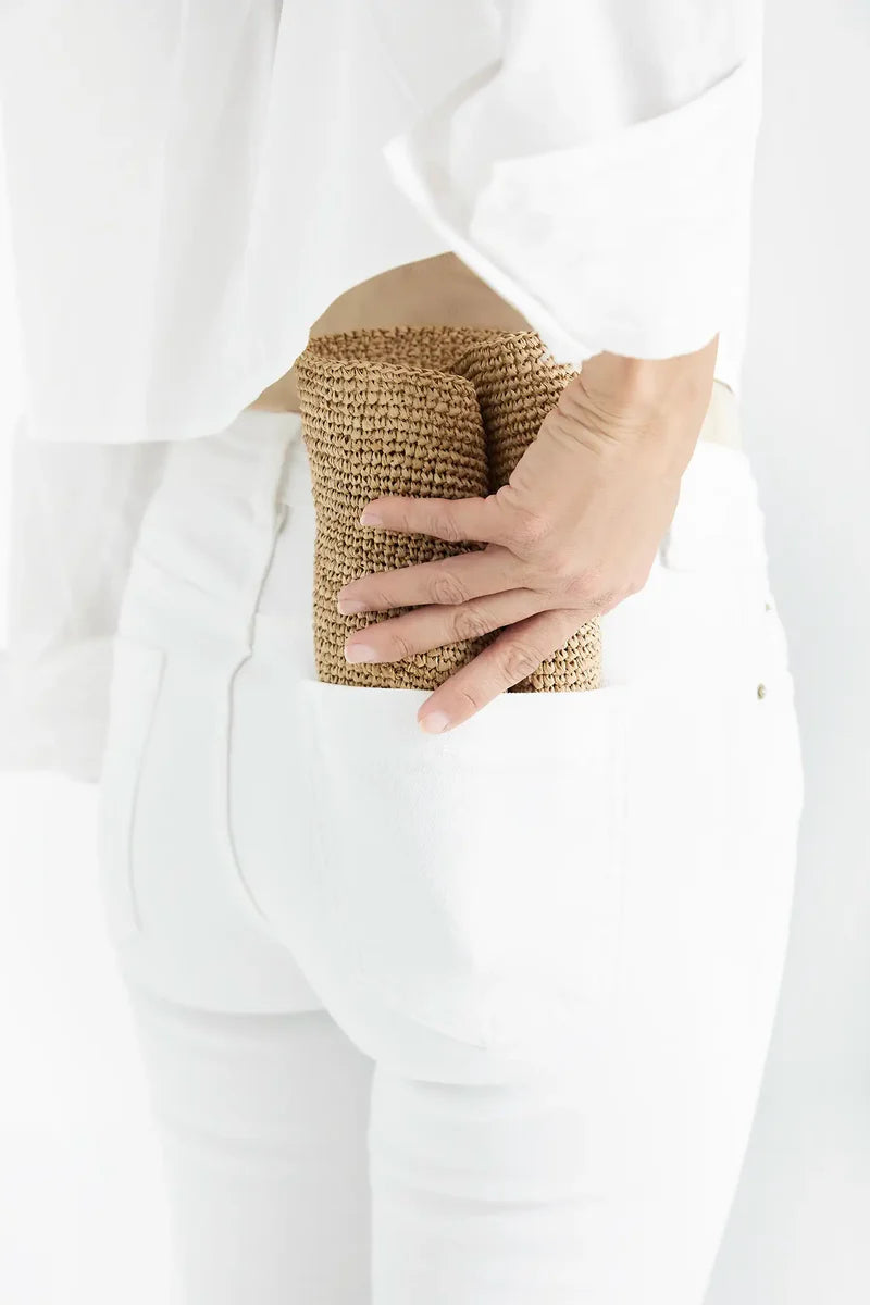 IBELIV ANDAO Fischerhut aus handgefertigtem Raffia mit klassischer Glockenform