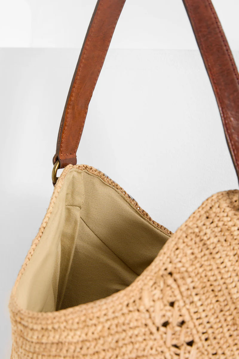 IBELIV MEVA Hobo-Tasche aus handgefertigtem Raffia mit Lederhenkel und weicher Silhouette