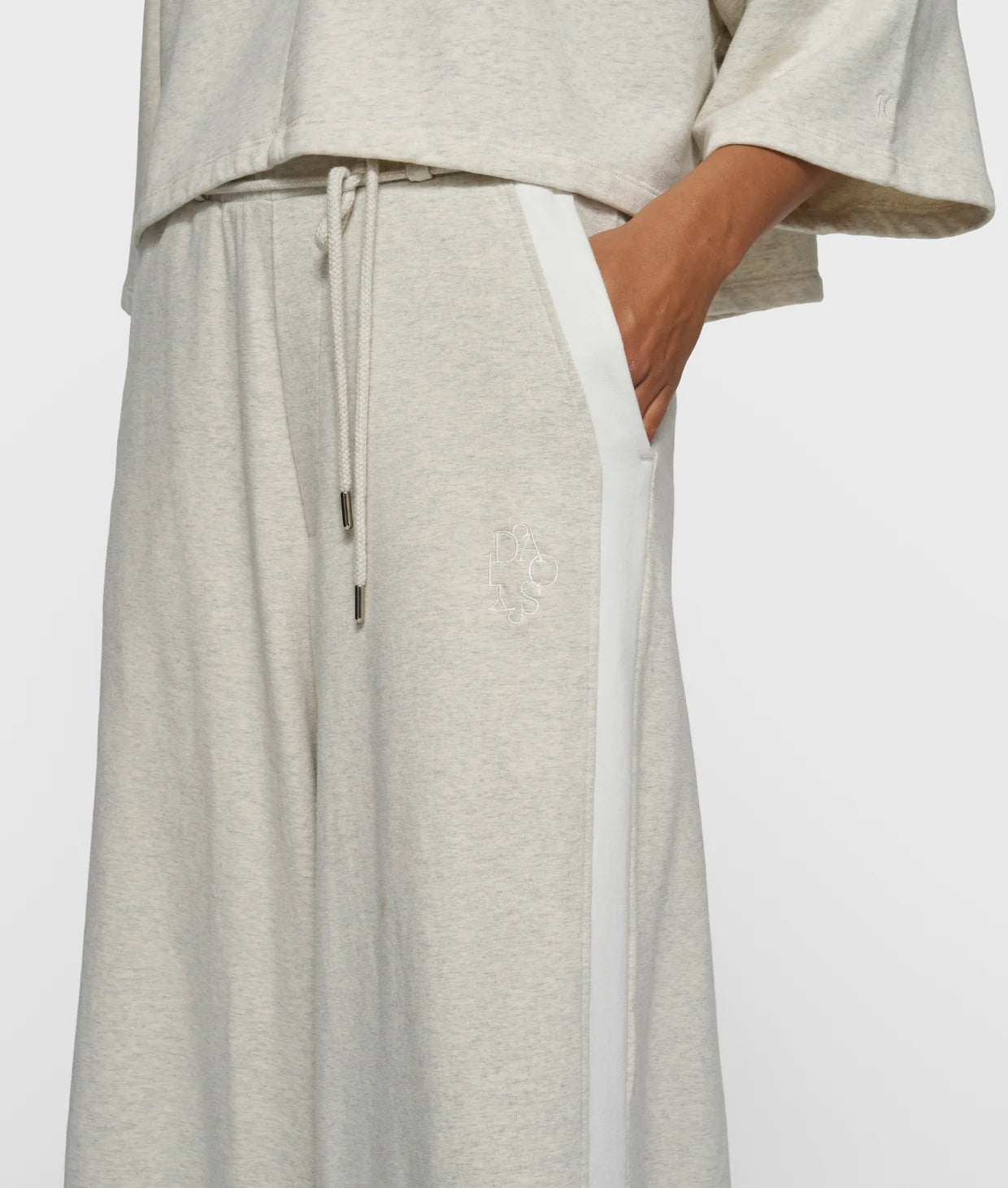 Jogginghose Damen "Super wide leg" creme von 10 DAYS AMSTERDAM