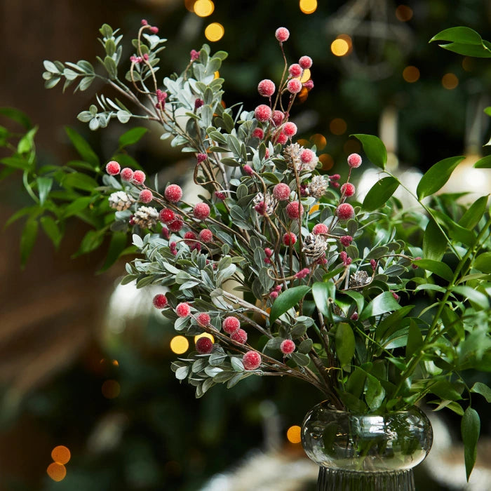 Dekorativer Zweig Holly Berry & Pine
