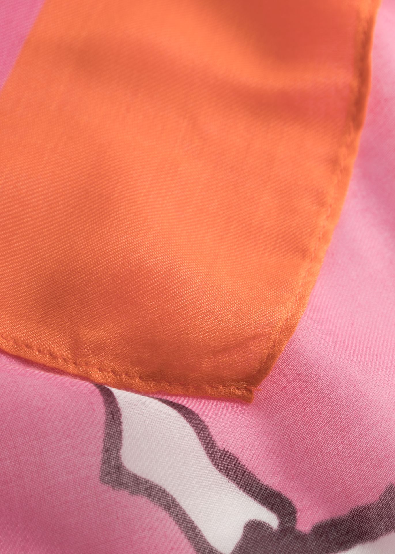 Baumwoll Damen Tuch rosa orange mit Snoopy Motiv von Codello
