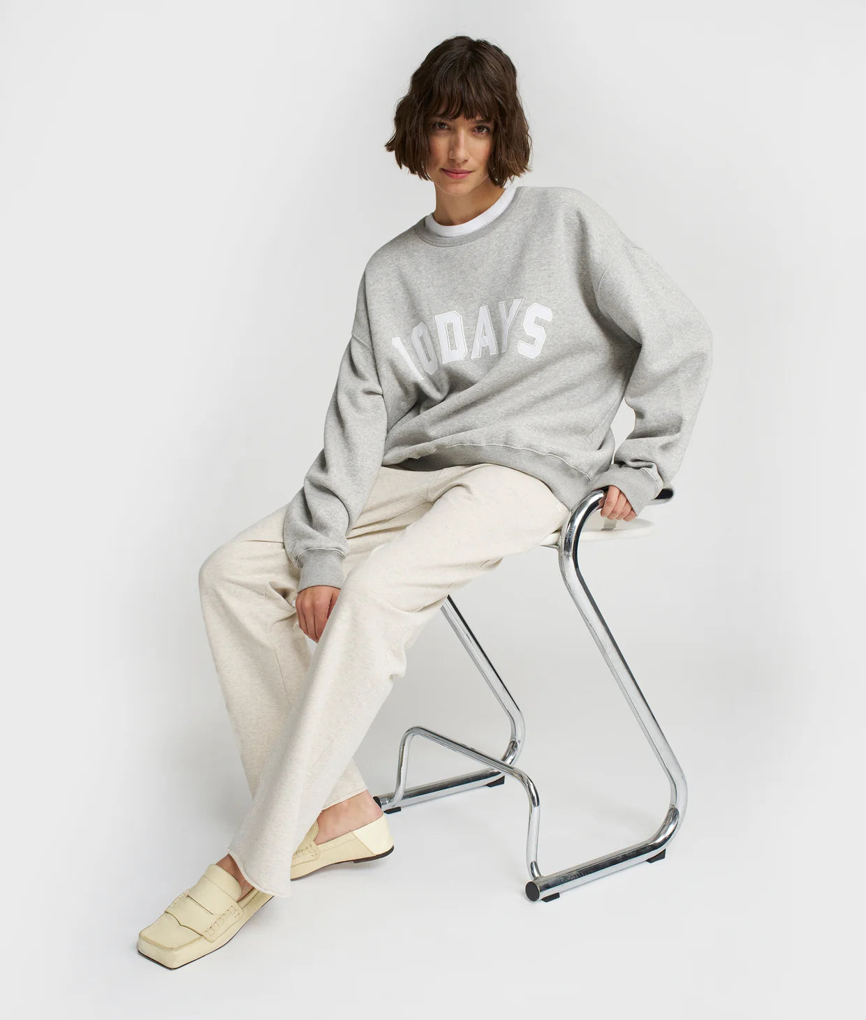 Graues Sweatshirt "The Statement Sweater" Damen mit Logoprint von 10 DAYS AMSTERDAM