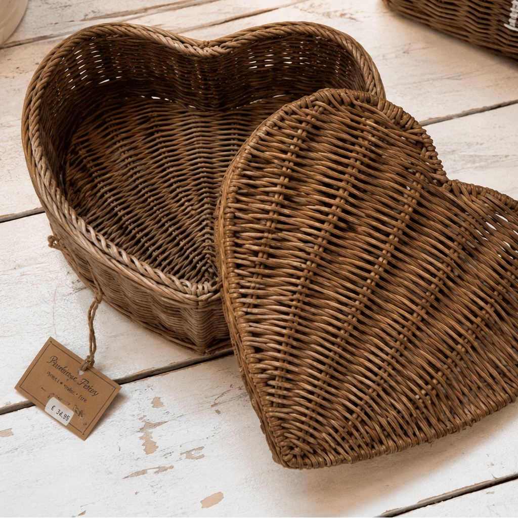 Rattan Heart Box