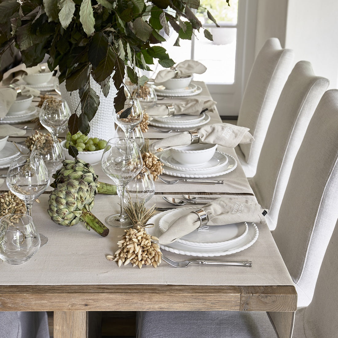 Elegant Twist Breakfast Plate RIVIERA MAISON