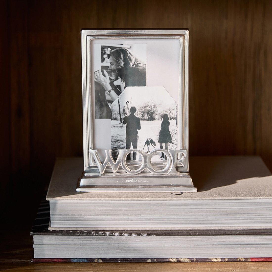 Silberfarbener Fotorahmen mit Hundmotiv von Riviera Maison