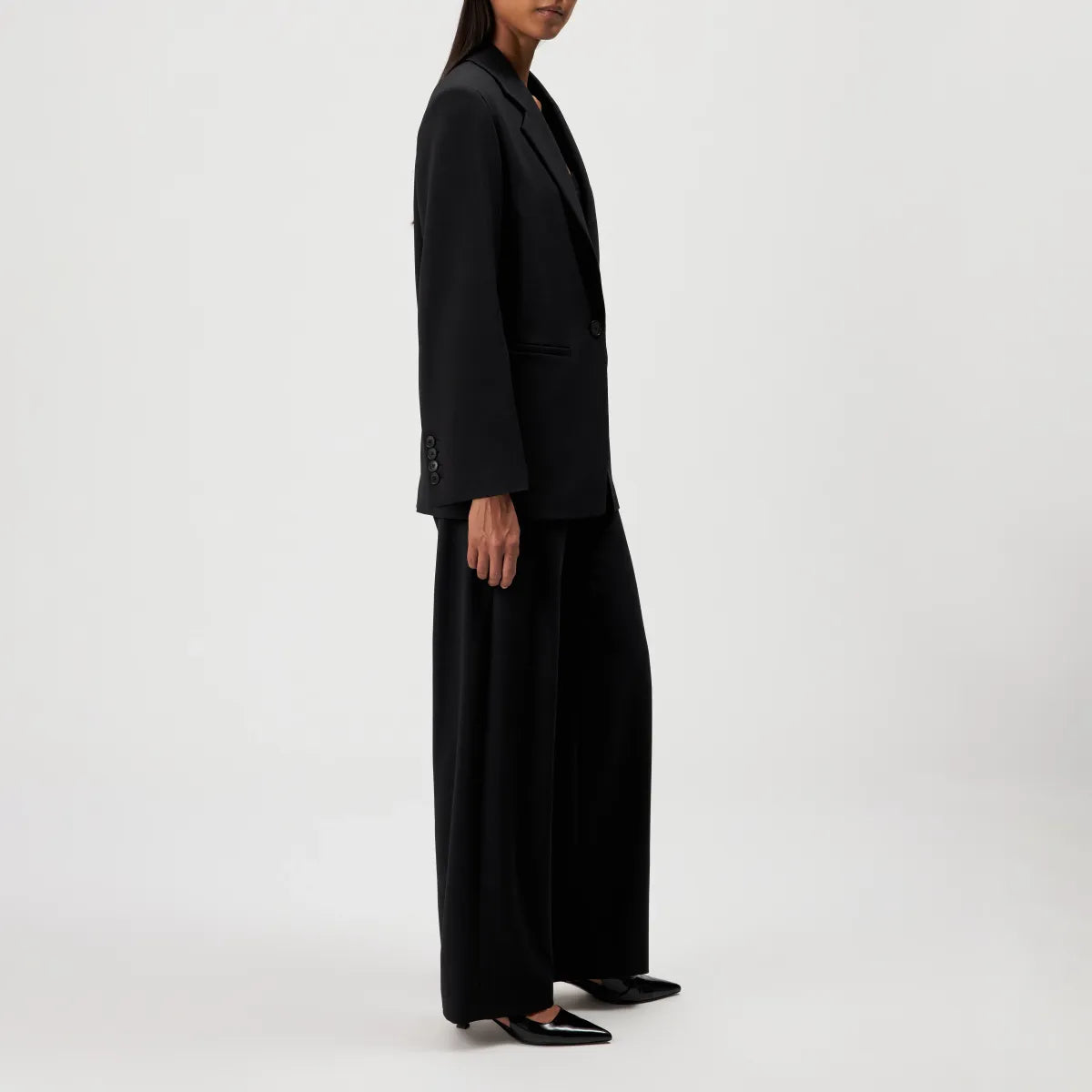 MOWTIE_N von Drykorn. Lässiger, schwarzer Einreiher-Blazer in Twill