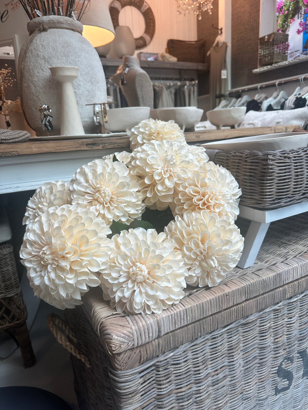 Dahlien-Pomponzweig XL Creme 77 cm
