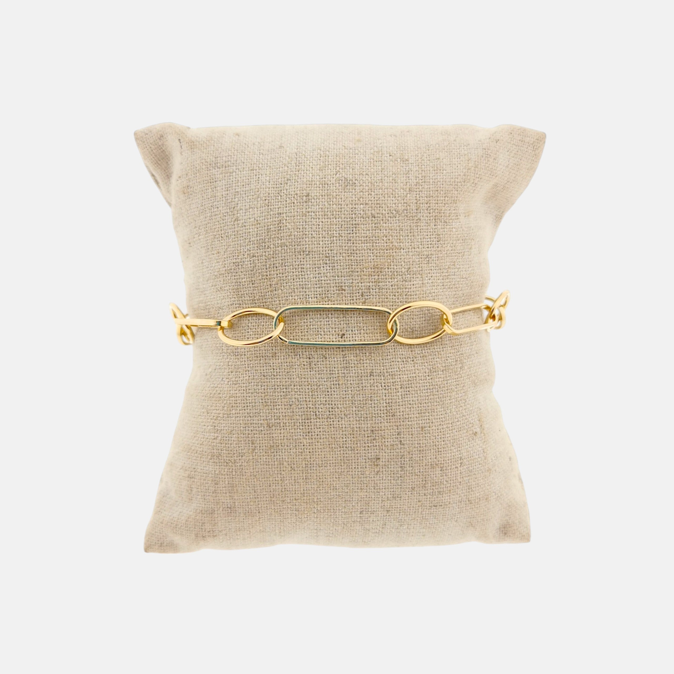 Rosanna de la Riva Armband RPu00317-DB in matt vergoldeter Ausführung.