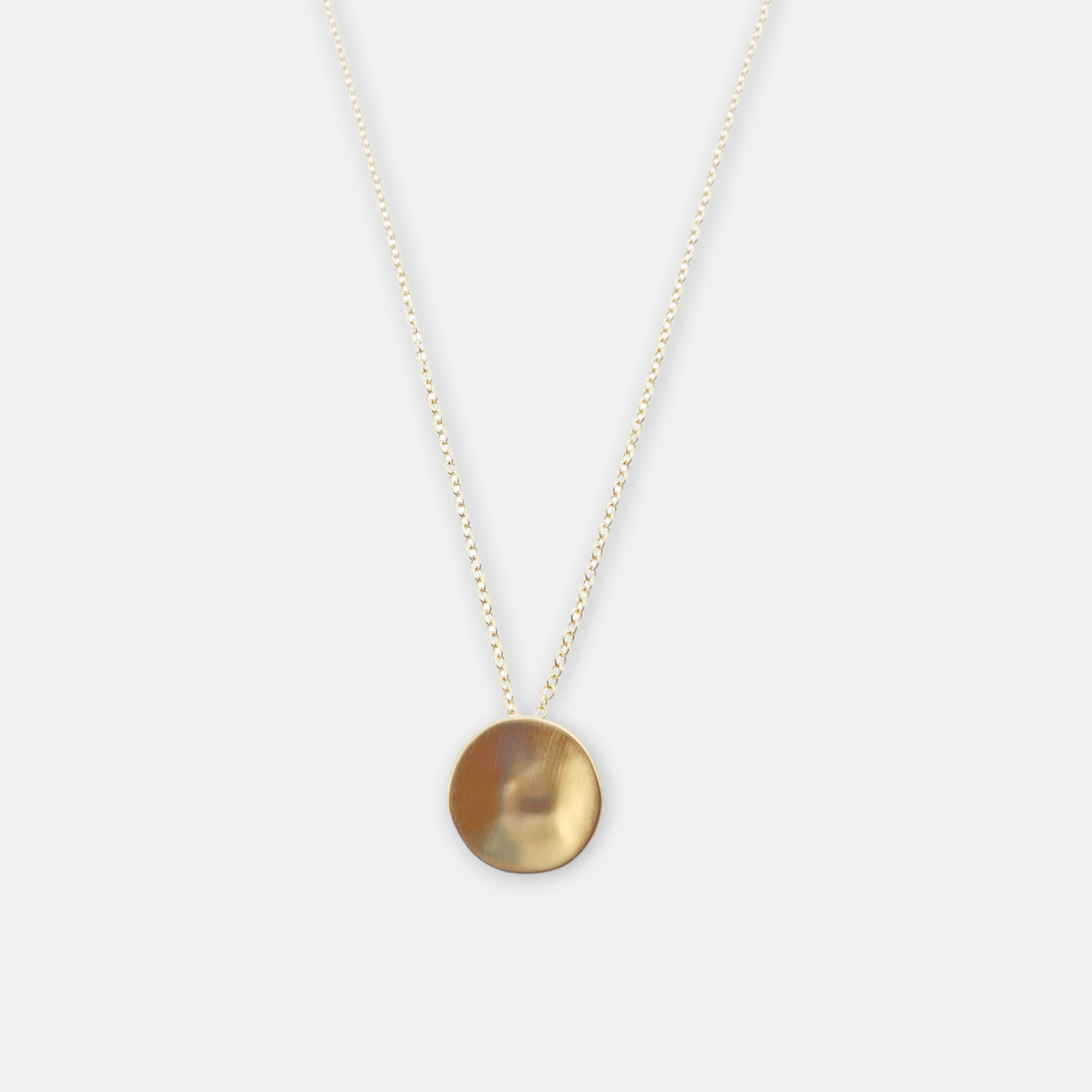 Elegante Halskette von Rosanna de la Riva mit zeitlosem Design.