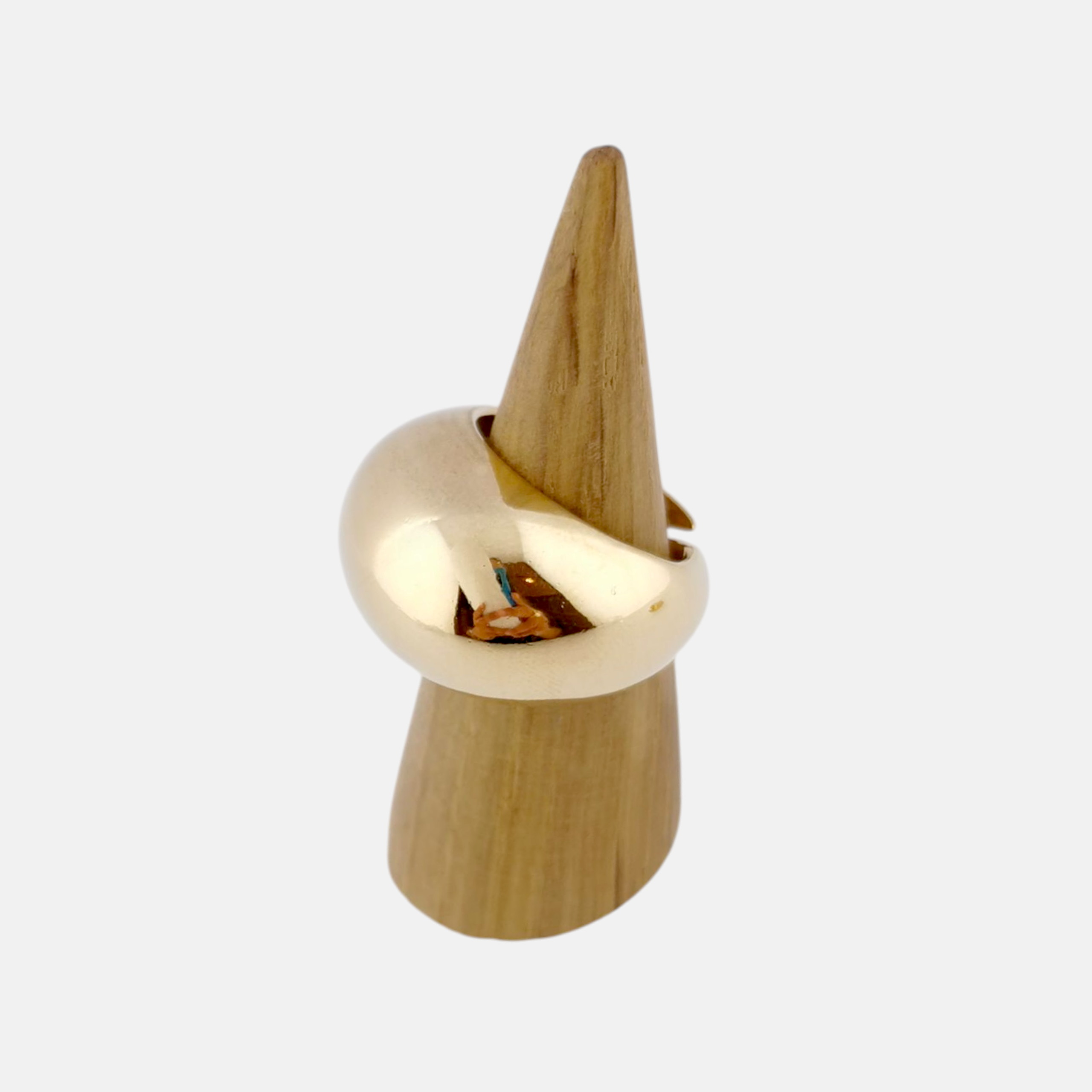 Eleganter Ring von Rosanna de la Riva mit zeitlosem Design.