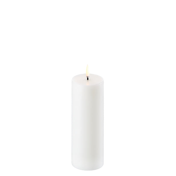 Uyuni LED Kerze WEISS 5,8 x 15,2cm