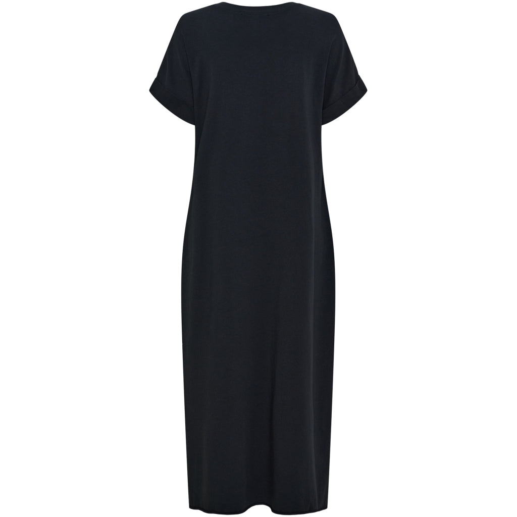 Schwarzes Maxikleid von Marta du Château mit V-Ausschnitt, kurzen umgeschlagenen Ärmeln und locker fallender Passform aus weicher Baumwollmischung.