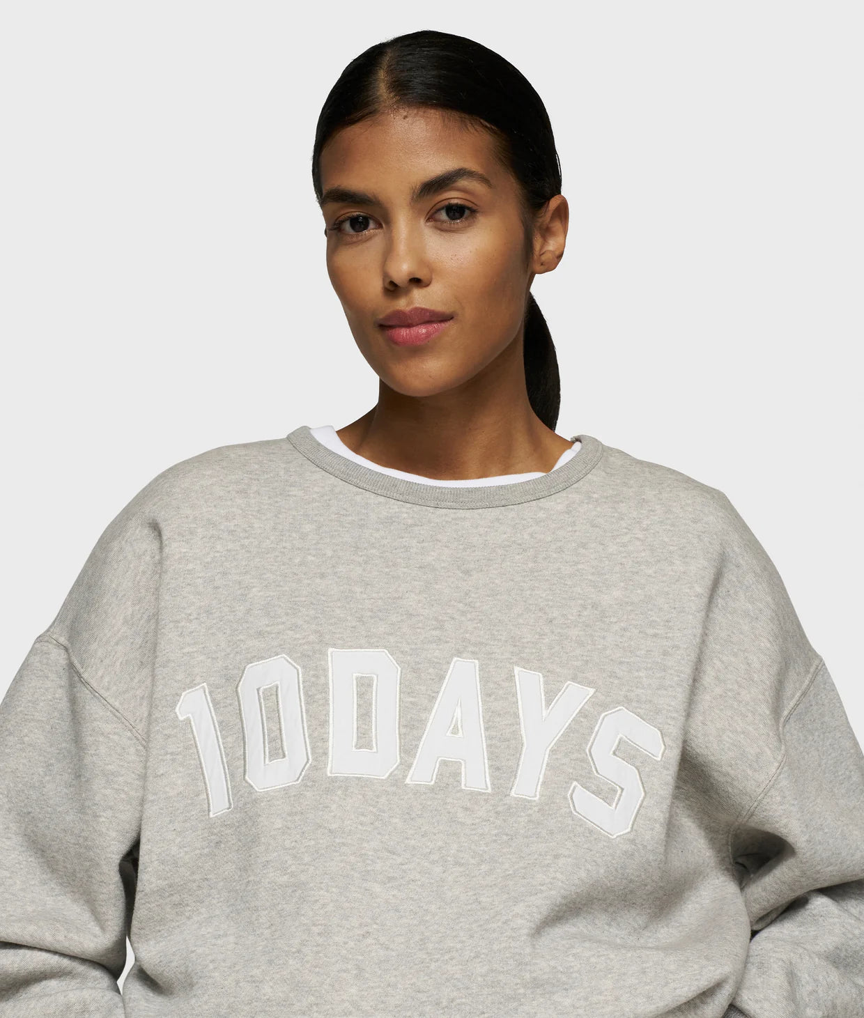 Graues Sweatshirt "The Statement Sweater" Damen mit Logoprint von 10 DAYS AMSTERDAM