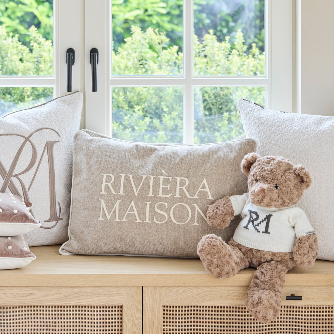 RM Evora Pillow 65x45