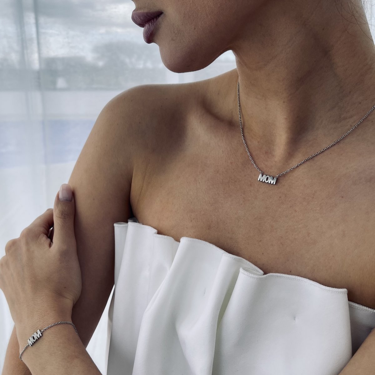 Mom Necklace Silver