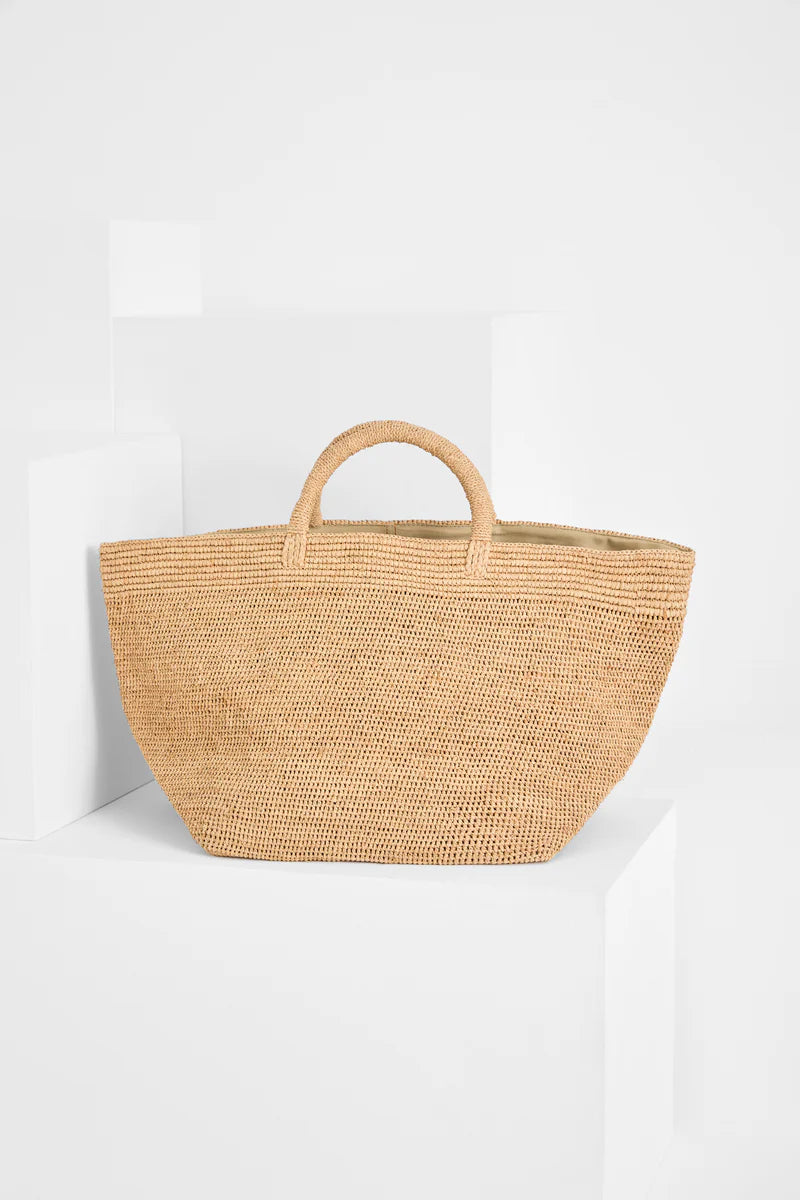 IBELIV VANILLA Einkaufstasche aus handgefertigtem Raffia mit großzügigem Stauraum und natürlicher Flechtstruktur