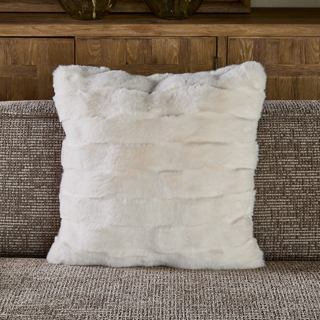 Romolo Faux Fur Pillow Cover RIVIERA MAISON