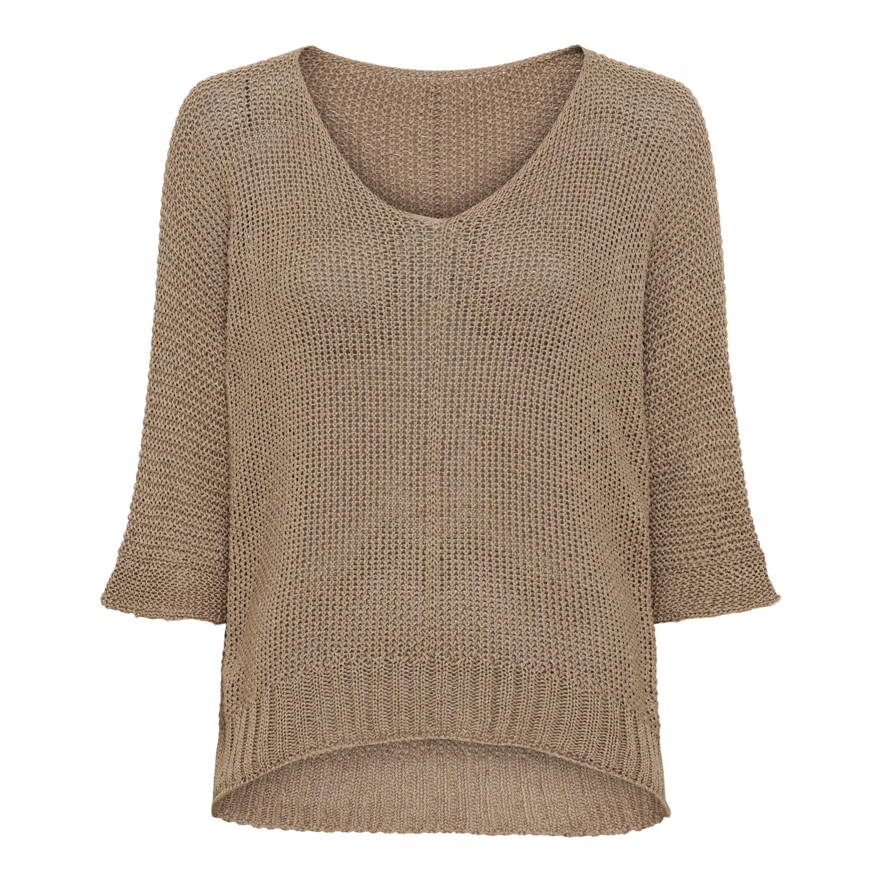 Beiger Damen-Strickpullover mit V-Ausschnitt, grober Strickstruktur und 3/4-Ärmeln von Marta du Chateau auf weißem Hintergrund.