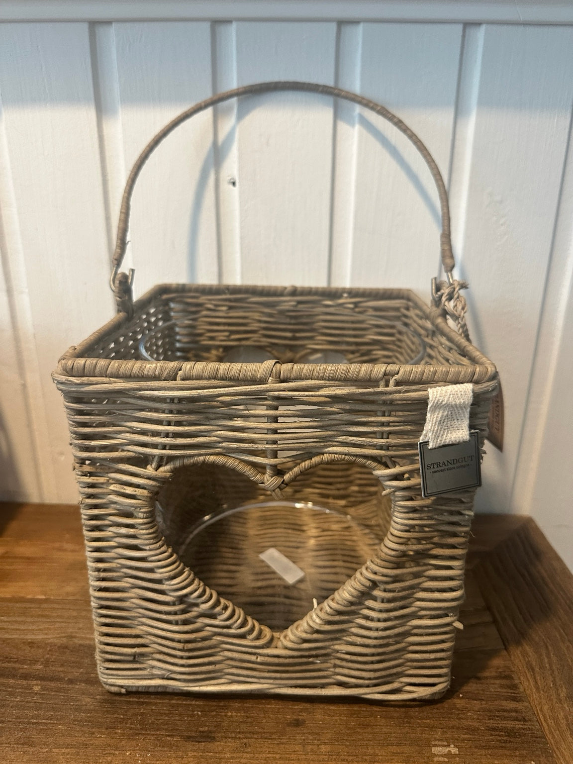Rattan Lovely Hurricane