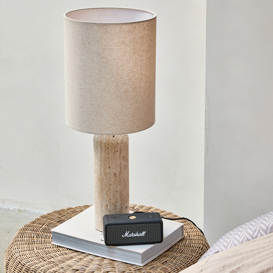Tischlampe Mira Travertine Table Lamp von Riviera Maison