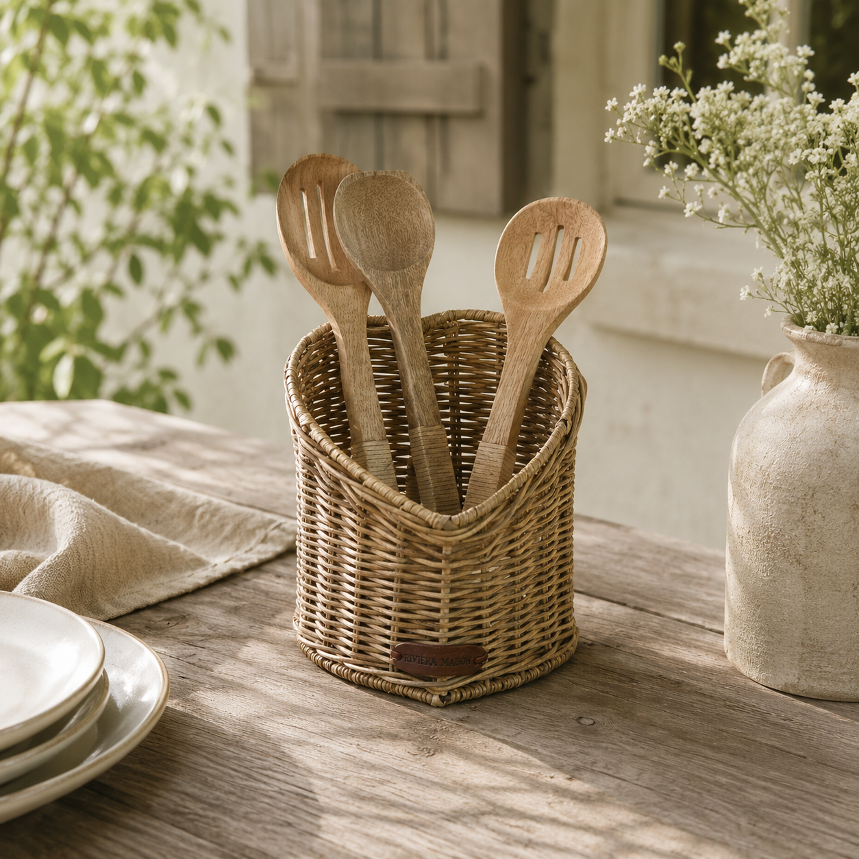 Rustic Rattan Heart Utensil Holder in Herzform von Riviera Maison
