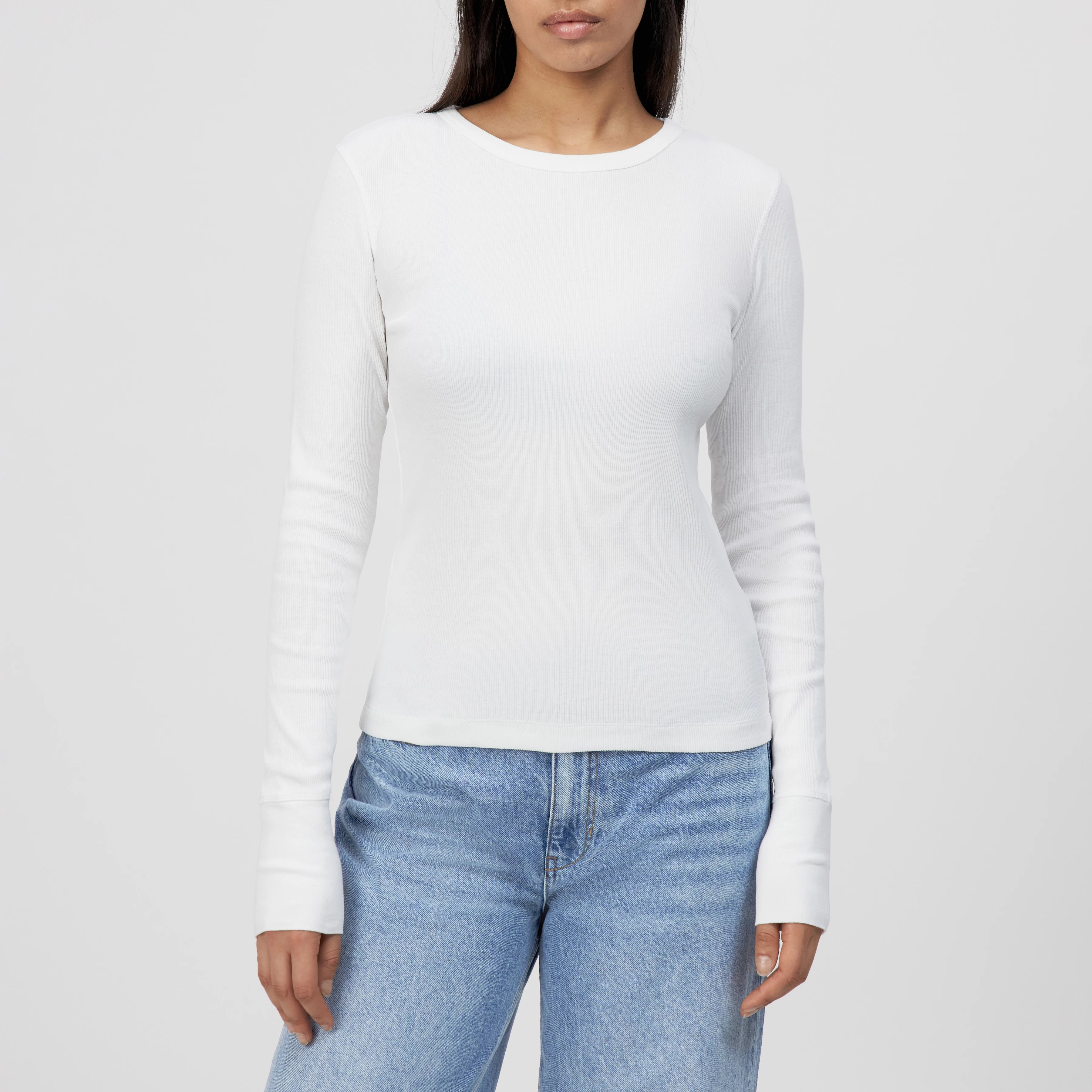 Weißes Longsleeve von Drykorn mit Rundhalsausschnit in Fein-Ripp