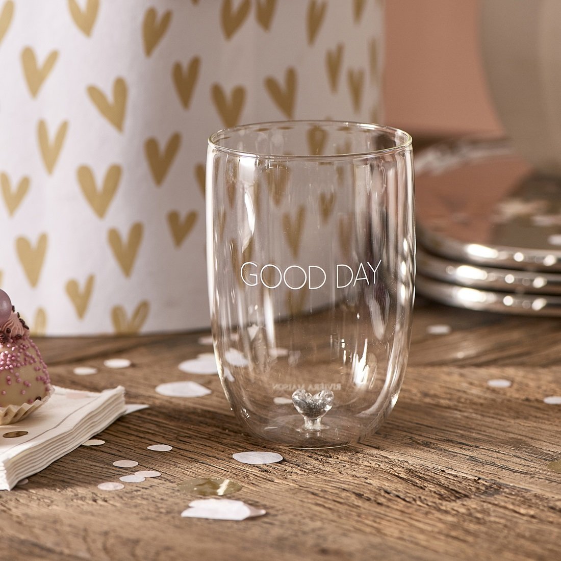 Good Days Glass L mit Aufschrift GOOD DAYS und Herz von Riviera Maison.