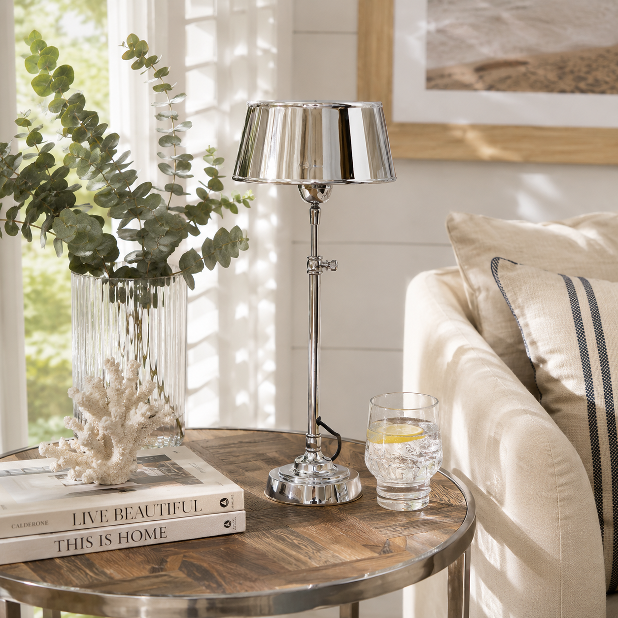 Höhenverstellbare Tischlampe THE HAMPTONS aus Metall von Riviera Maison
