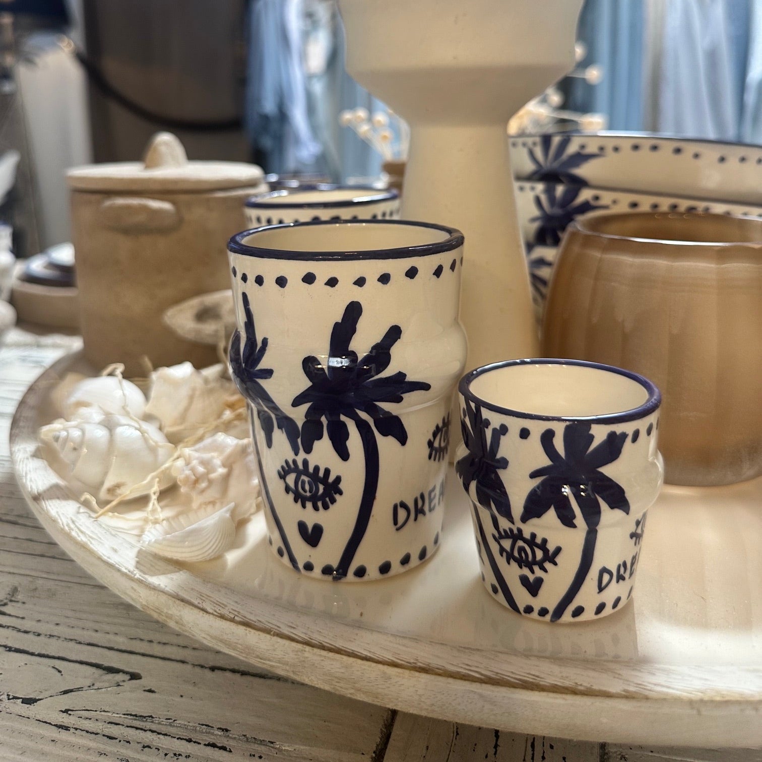 Cappuccino- und Espressotasse mit blauem Palmenprint von Luna Azul Dreamer Collection