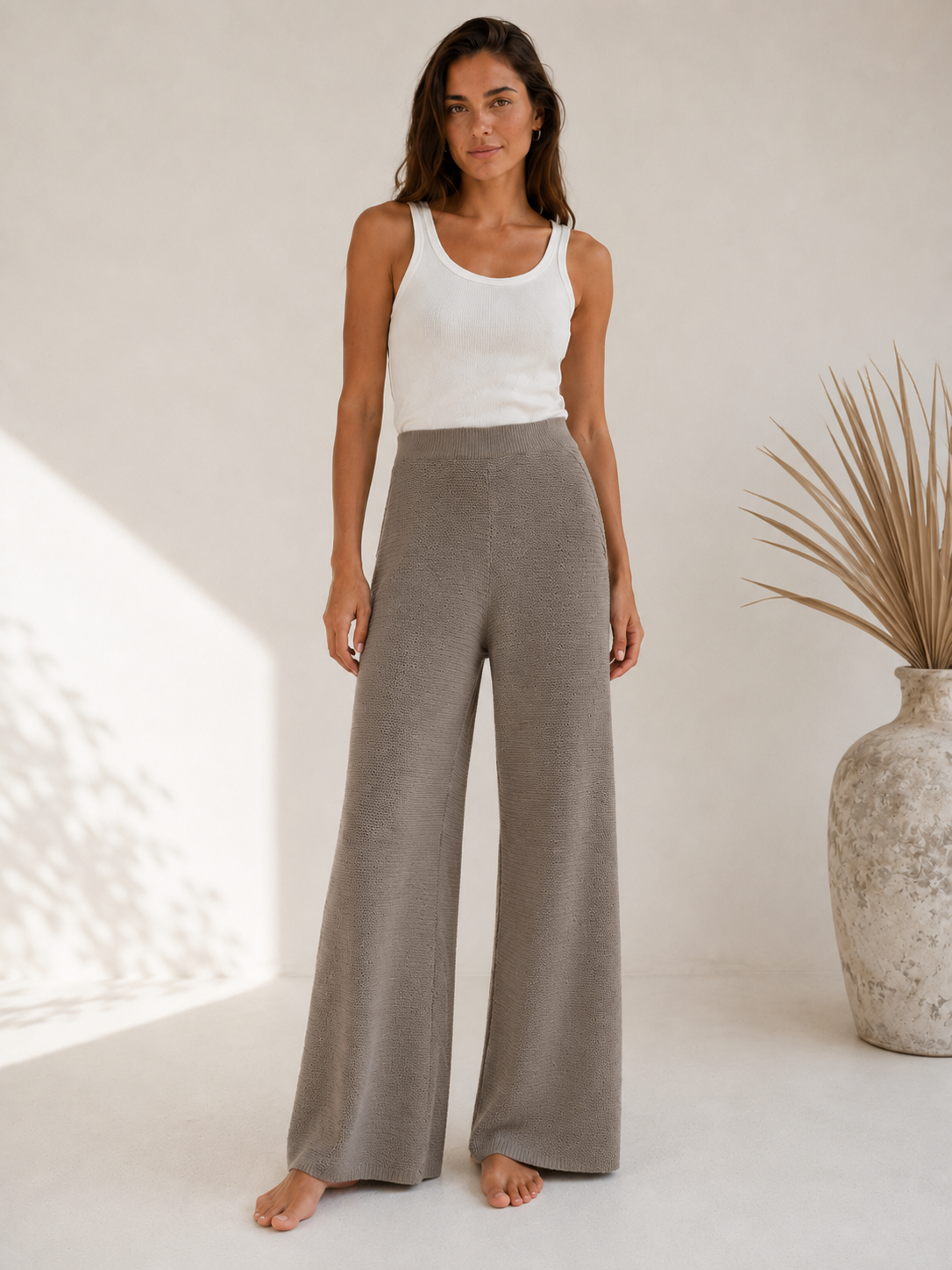 Juvia Crochet Cotton Wide Leg Pants in der Farbe funghi