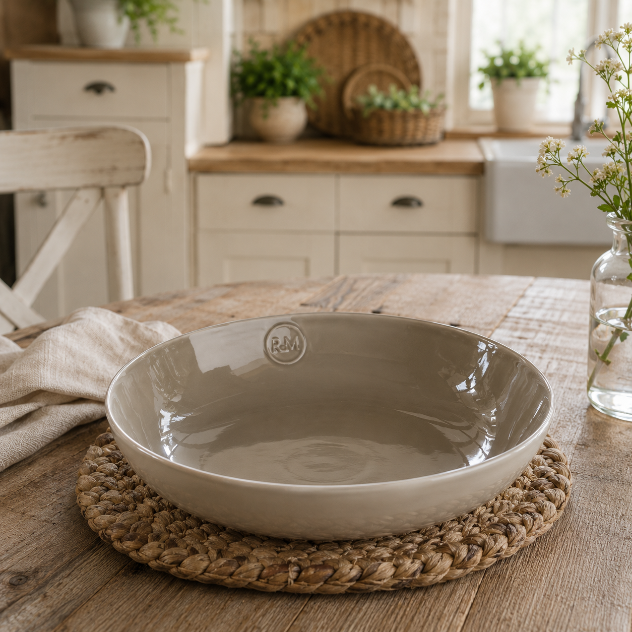 Beige Schüssel aus der Portofino Serie von Riviera Maison