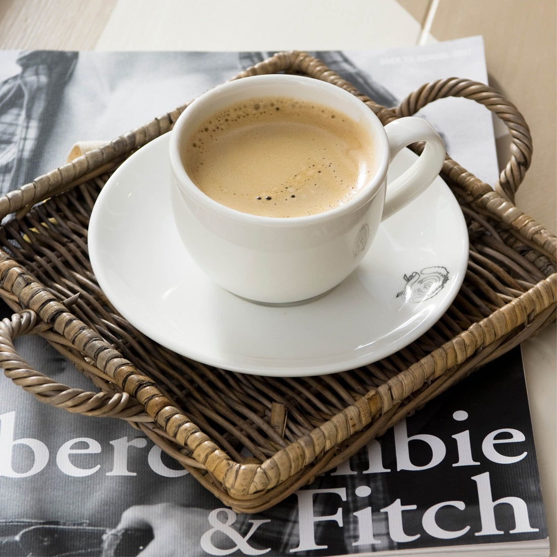 Kleines Tablett aus Rattan im natürlichen Look. Rustic Rattan Mini Tray Riviera Maison