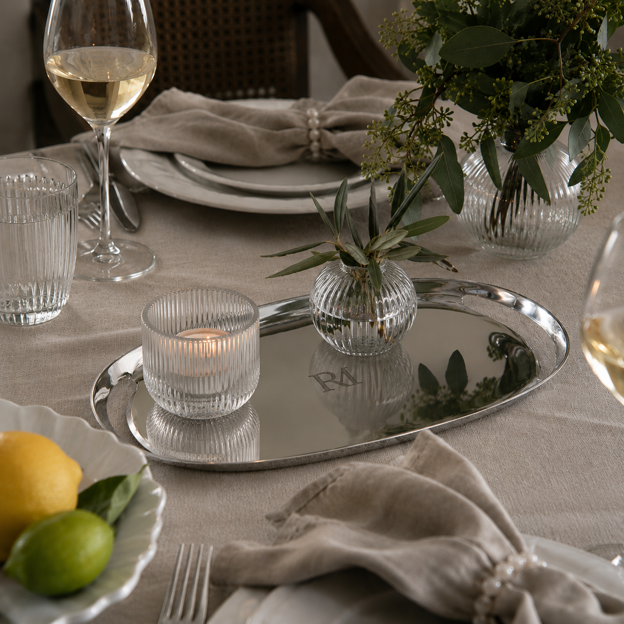 silbernes Serviertablett von Riviera Maison