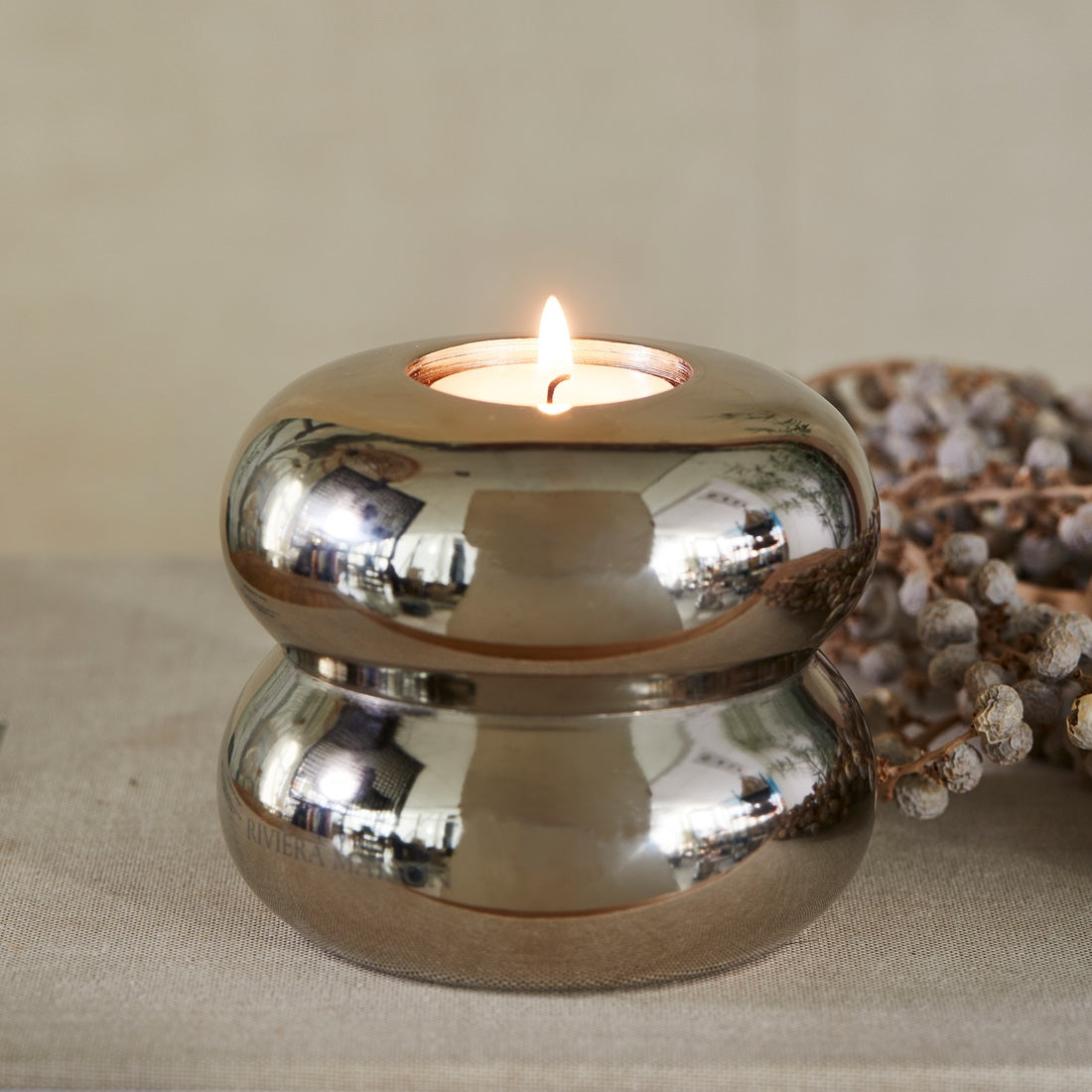 Riviera Maison Troia Votive L aus Aluminium als eleganter Kerzenhalter.