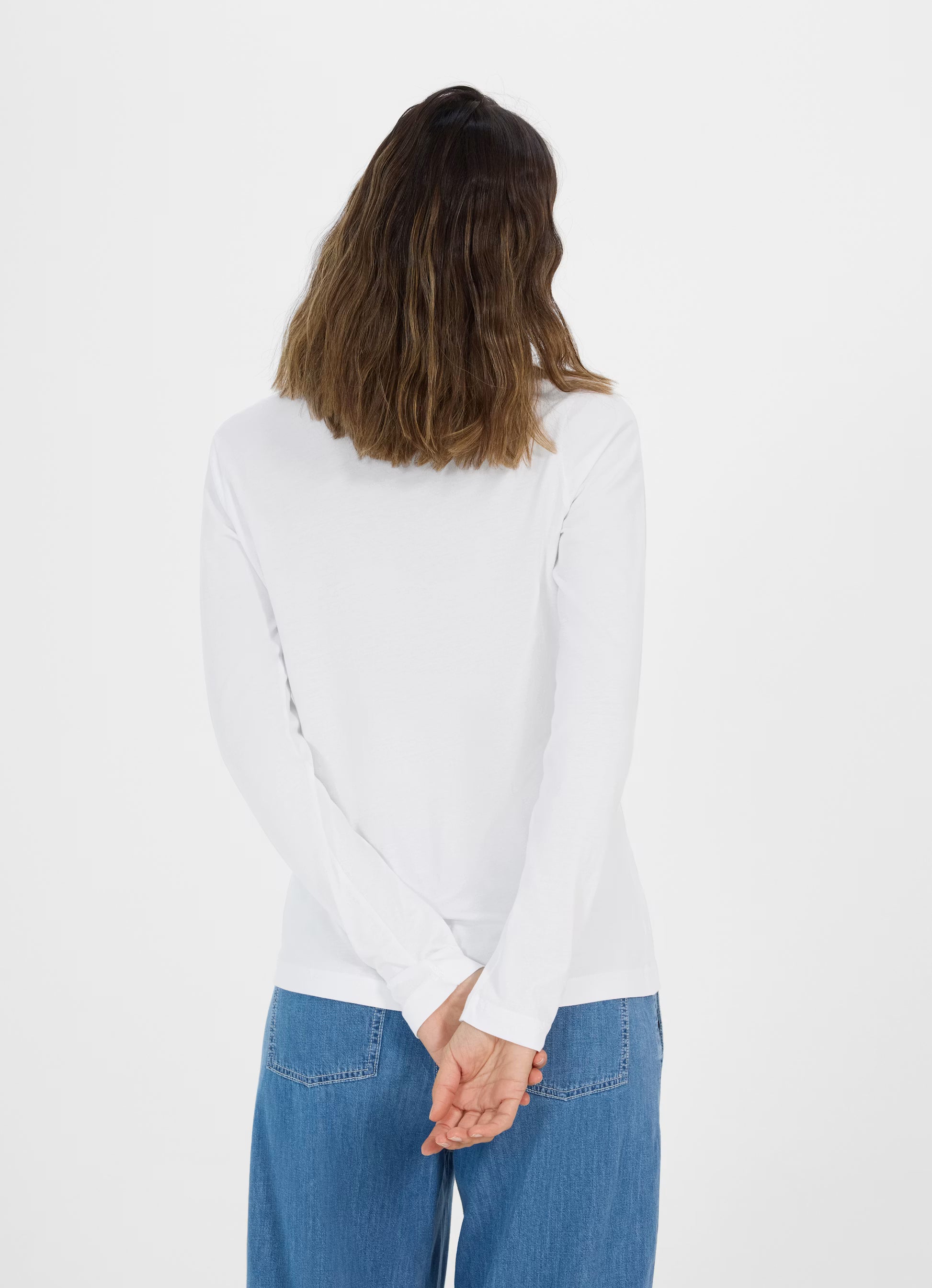 Weißes Damen Longsleeve mit Rundhalsausschnitt von Juvia