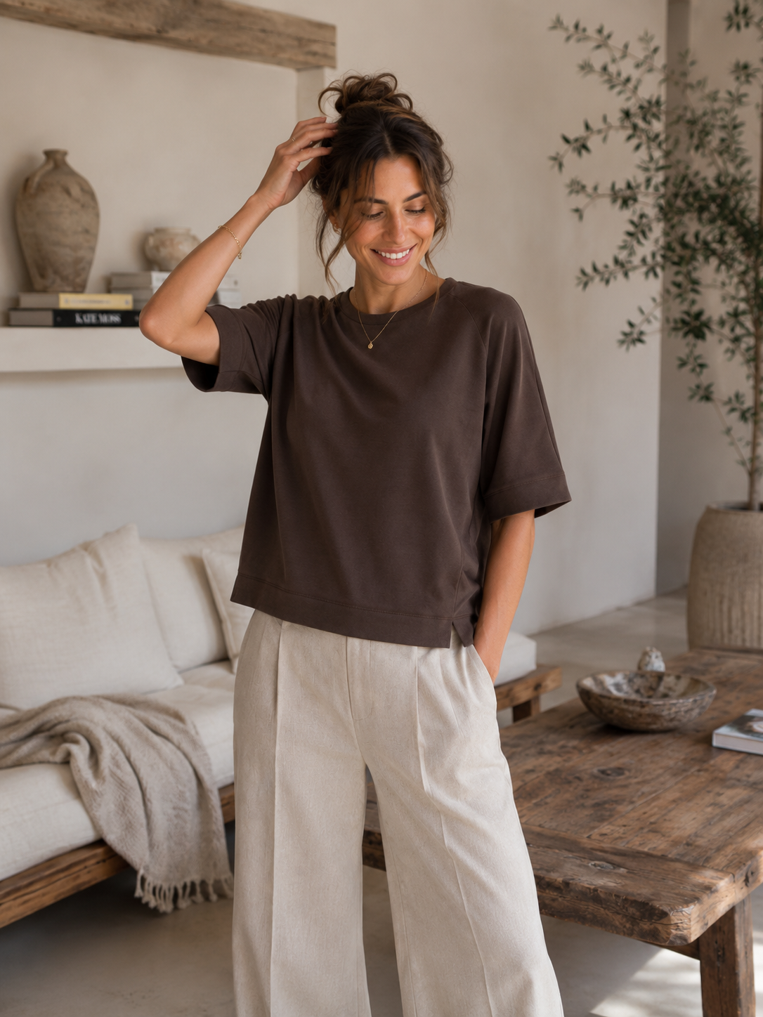 MSCW Emilia Damen Sweater in Bean Solid mit lockerem Schnitt und halblangen Ärmeln.