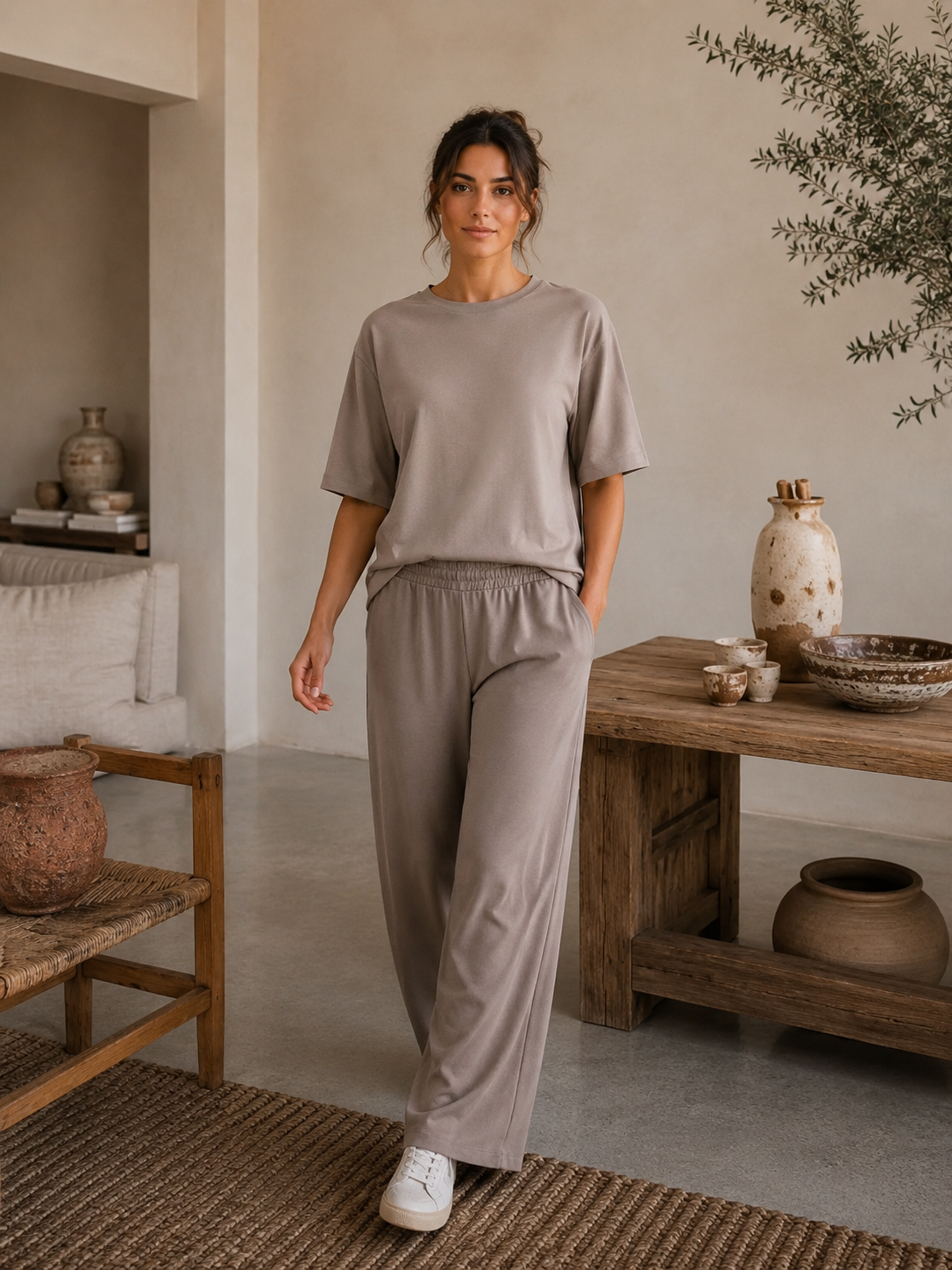 MSCW Tony Damen Sweathose in Taupe Solid mit weitem Bein und elastischem Bund.