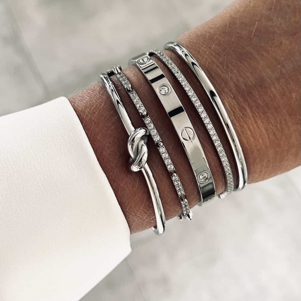 Knot Bangle Silver