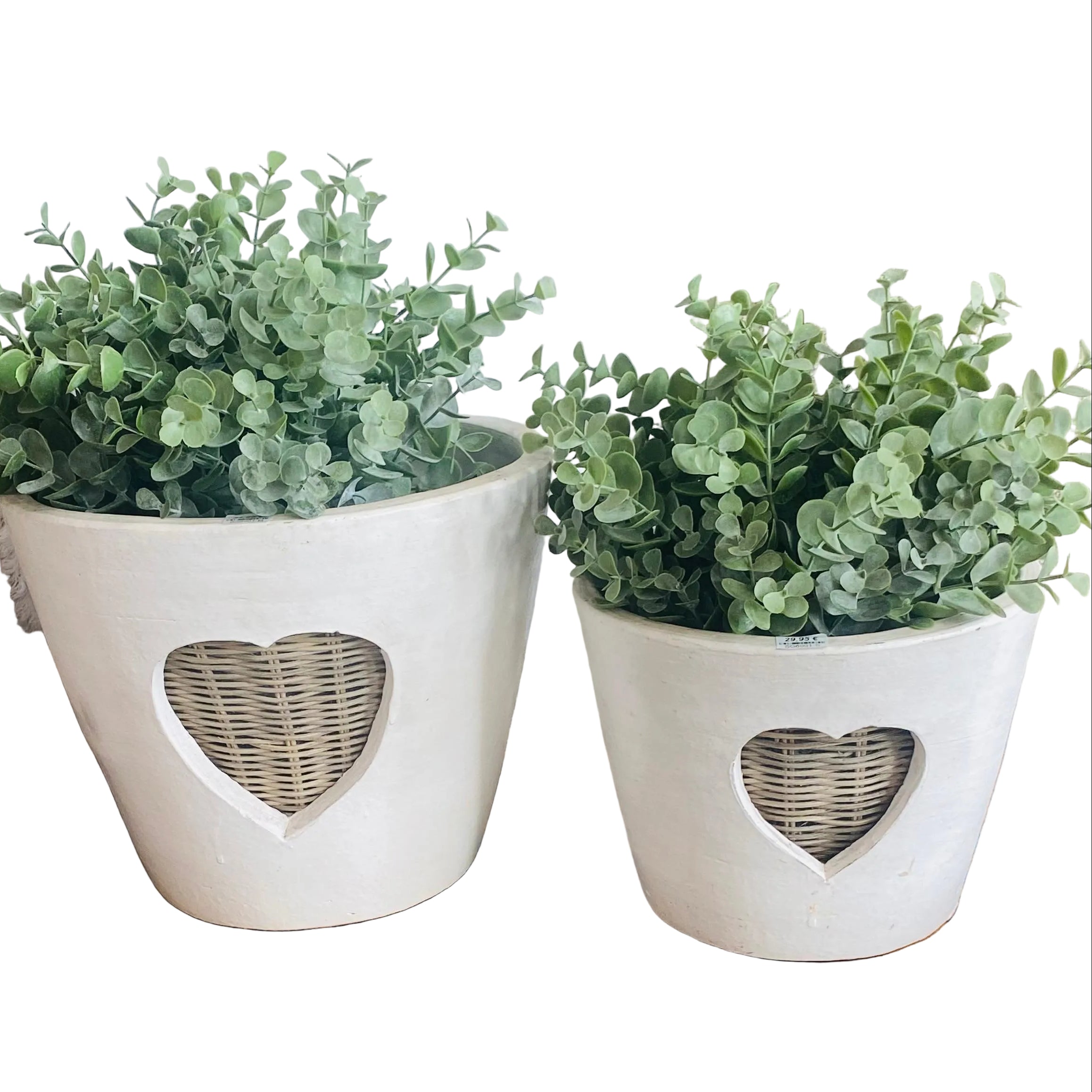Terracotta Planter HEART von STRANDGUT – dekorativer heller Übertopf mit Herzausschnitt und geflochtenem Detail für einen natürlichen Landhaus-Look.