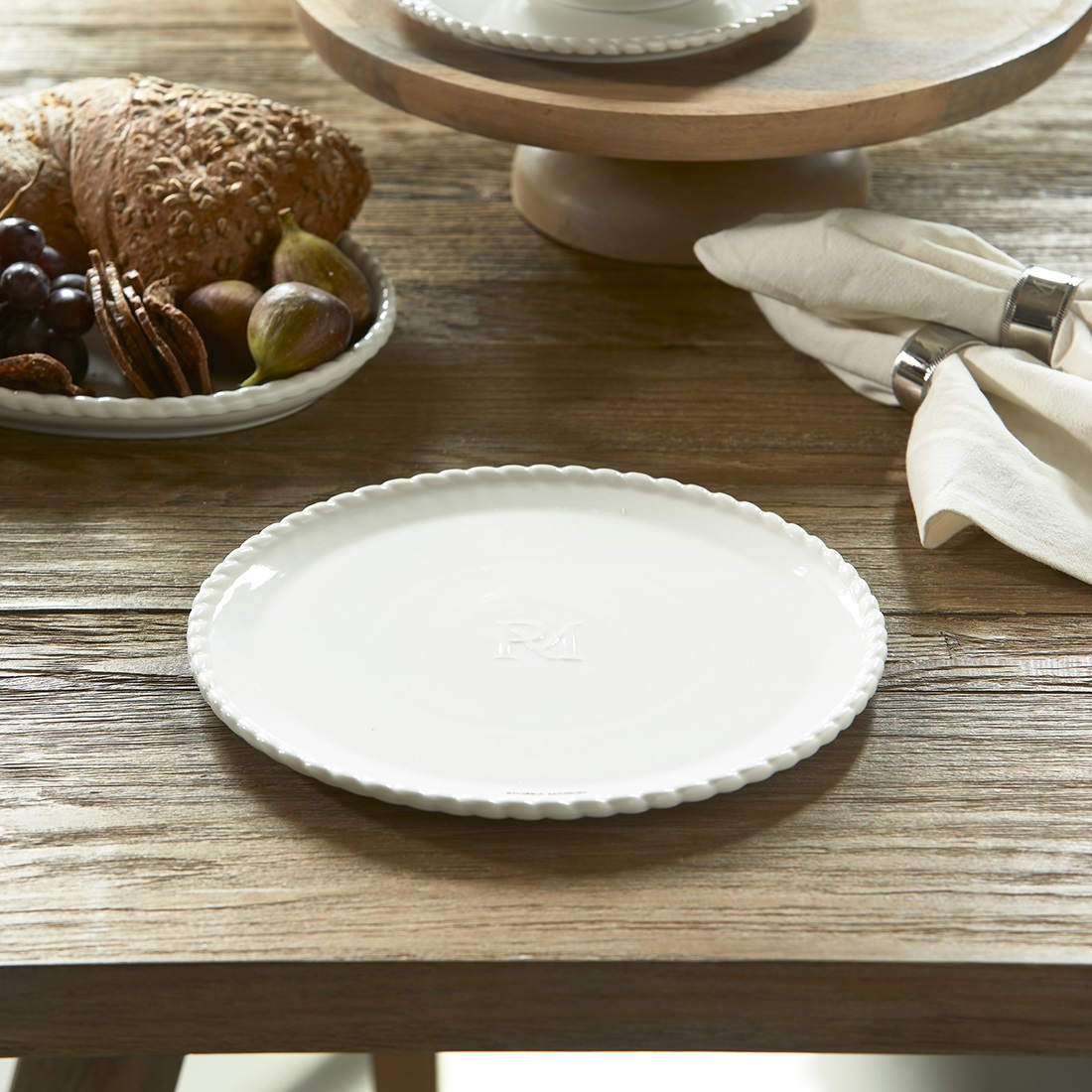 Elegant Twist Dinner Plate RIVIERA MAISON